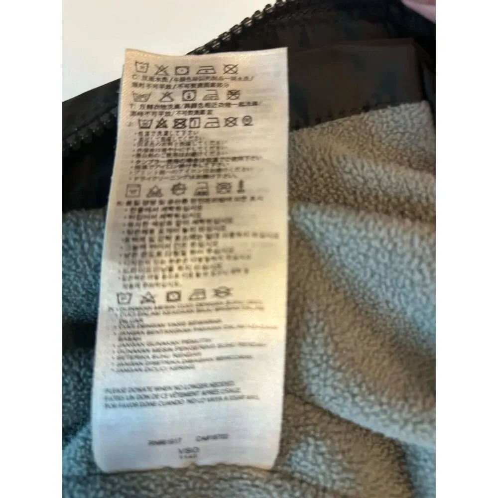 Nike light jacket size 3-4 years